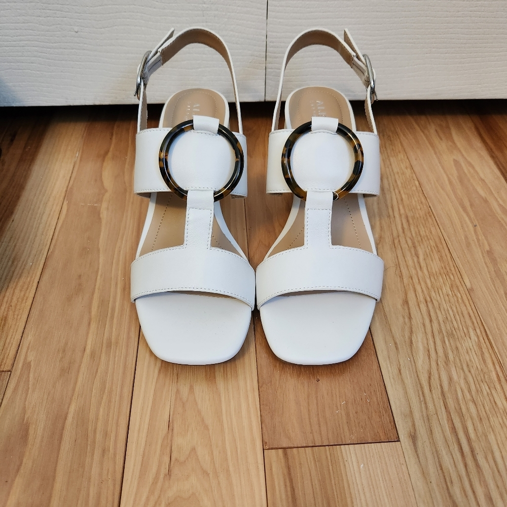 🆕Alfani | Women’s White Leather Square Toe Sandals Size 9.0